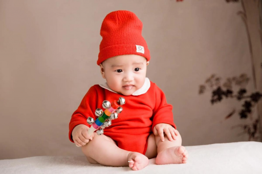 巴音郭楞蒙古怀孕肚子饿了就想吐